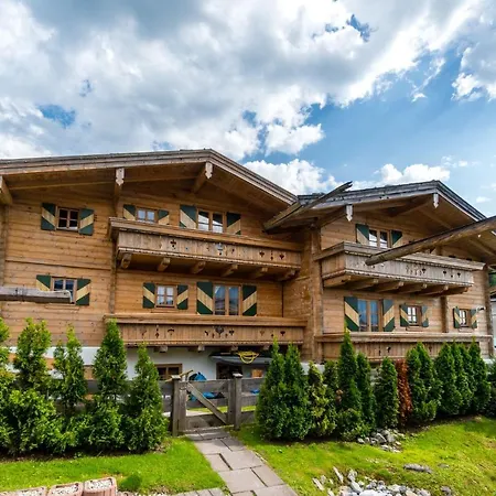 Berglehen Alpesi faház *